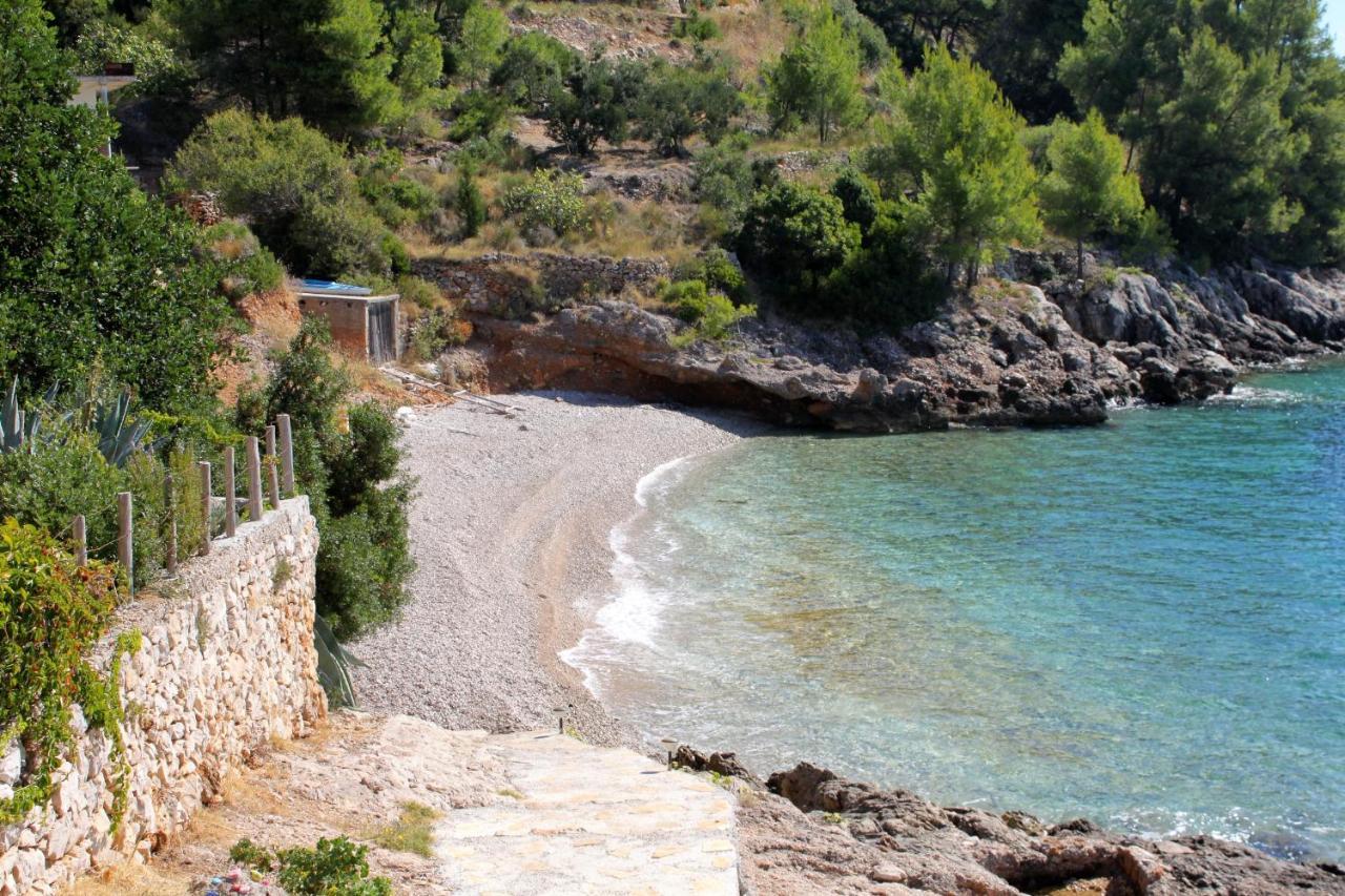 Seaside House For Families With Children Cove Tvrdni Dolac, Hvar - 2057 Gdinj Екстер'єр фото