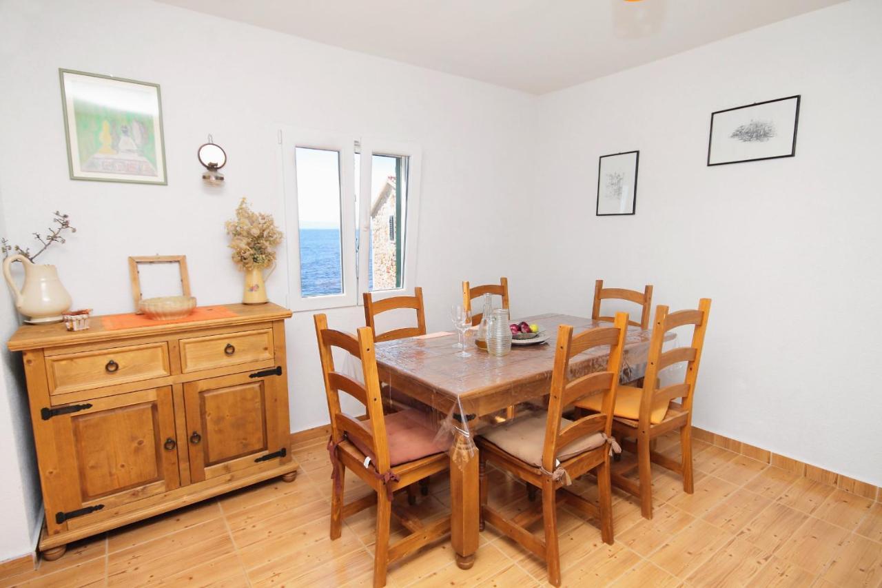 Seaside House For Families With Children Cove Tvrdni Dolac, Hvar - 2057 Gdinj Екстер'єр фото
